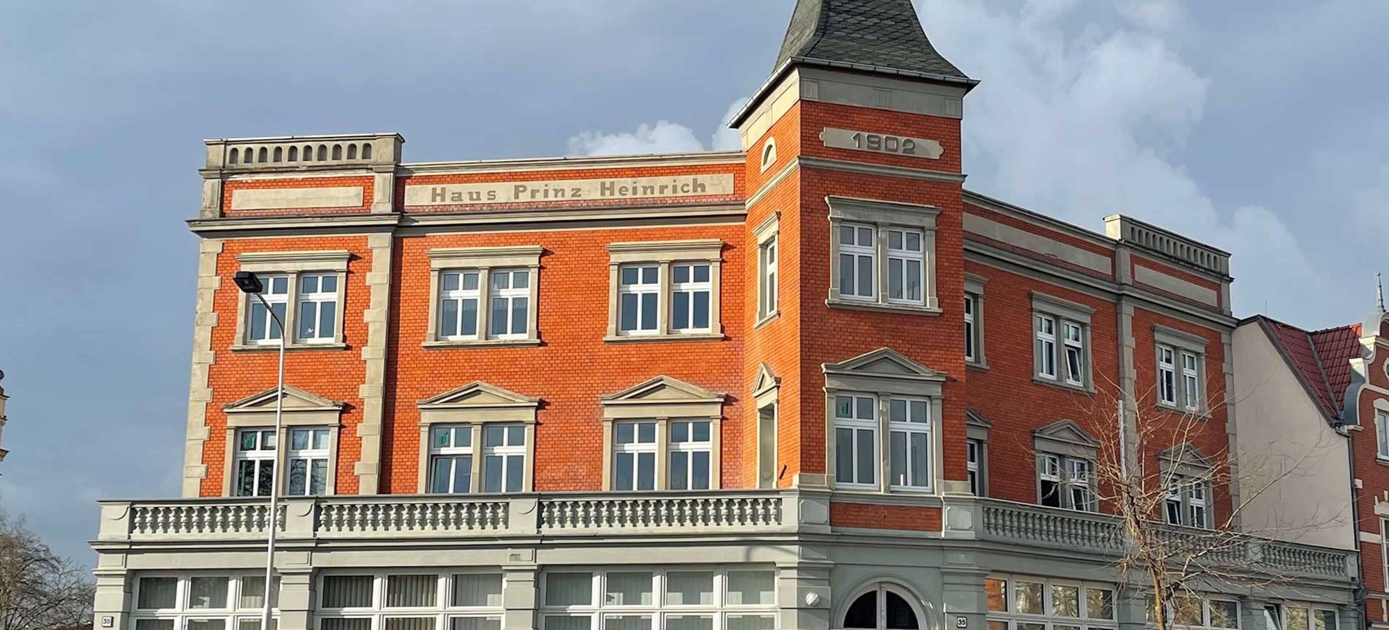 Dr. Thomas Autzen Geschäftsgebäude